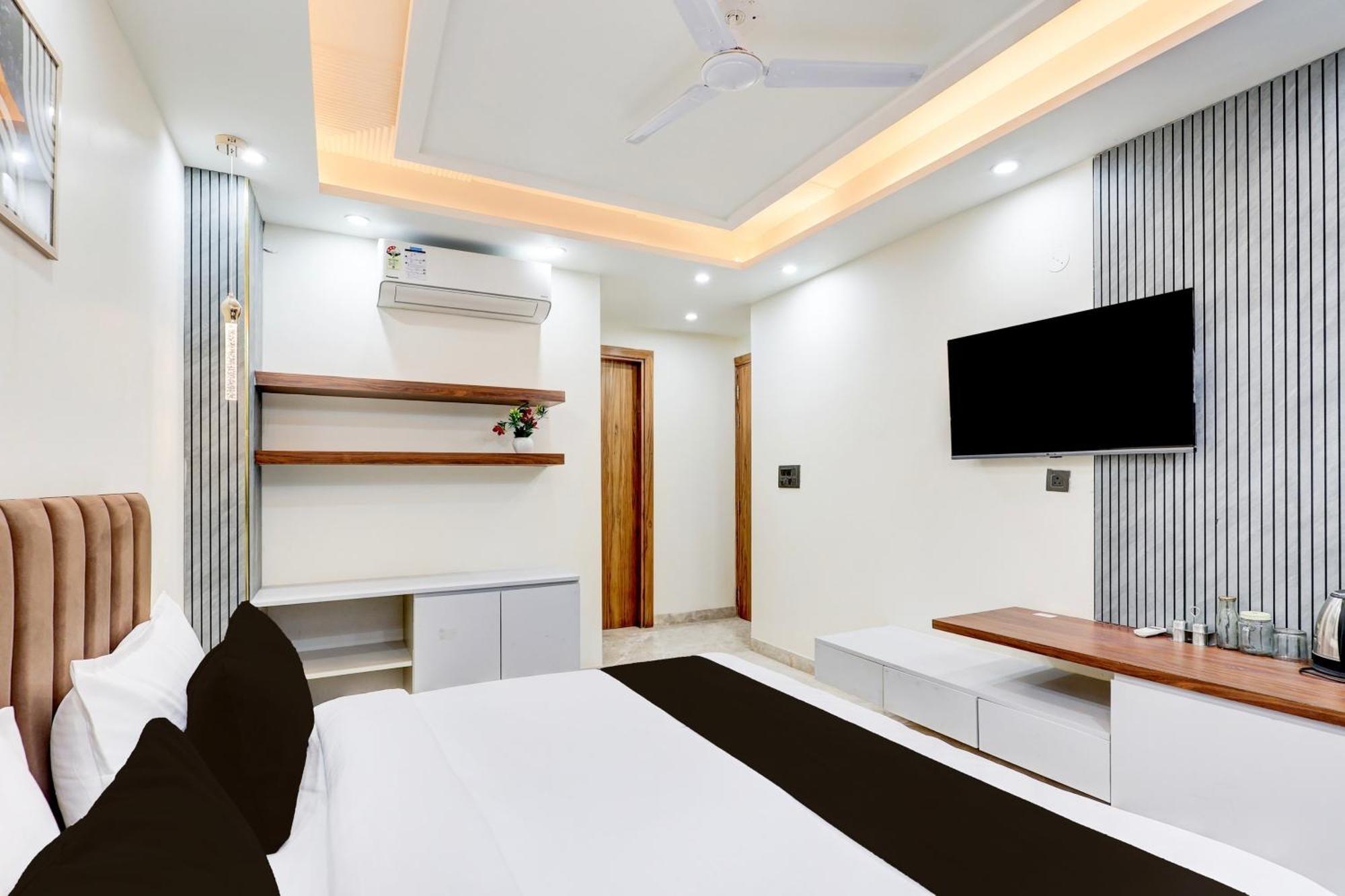Super Hotel O Sector 43 Gurgáon Kültér fotó