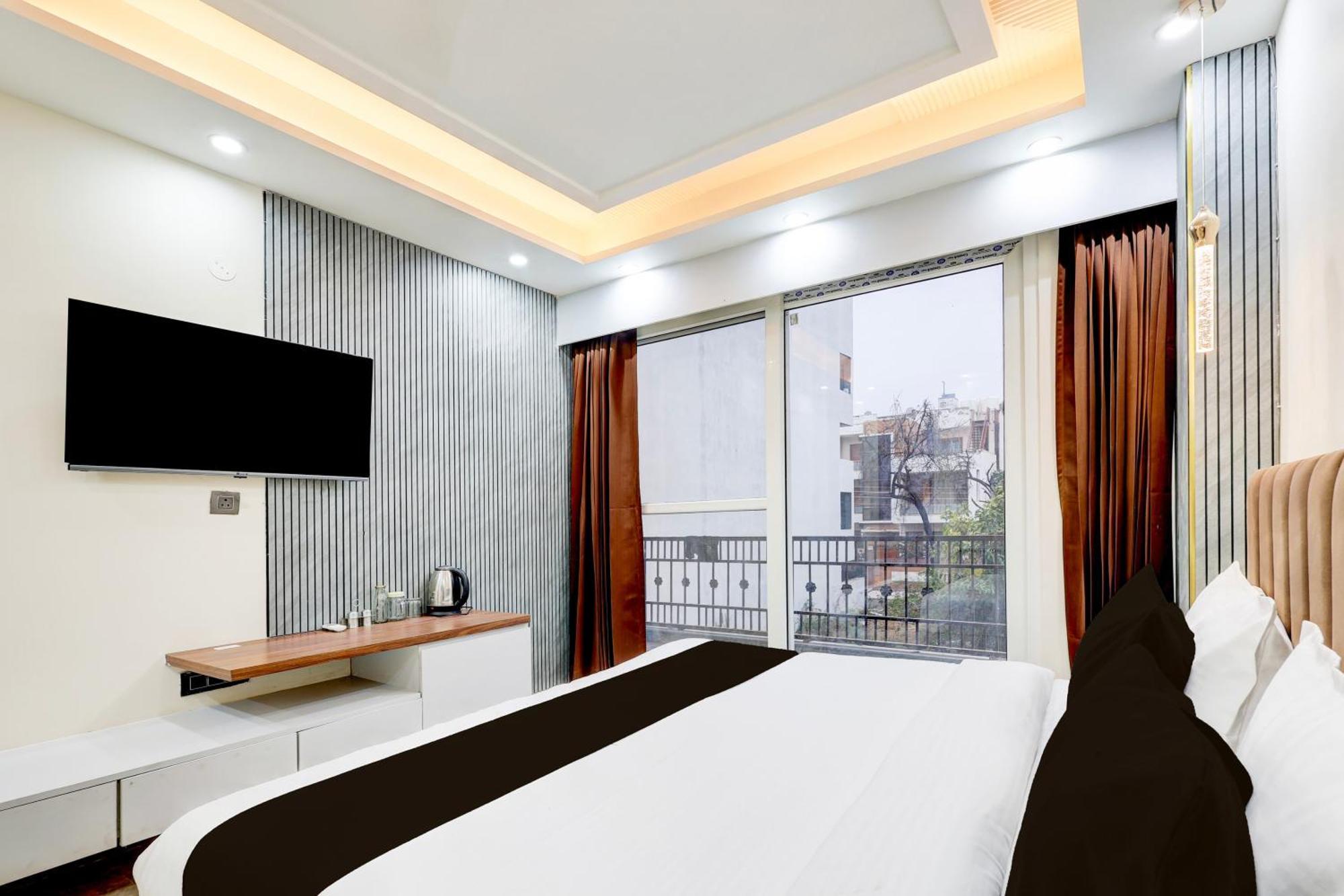 Super Hotel O Sector 43 Gurgáon Kültér fotó